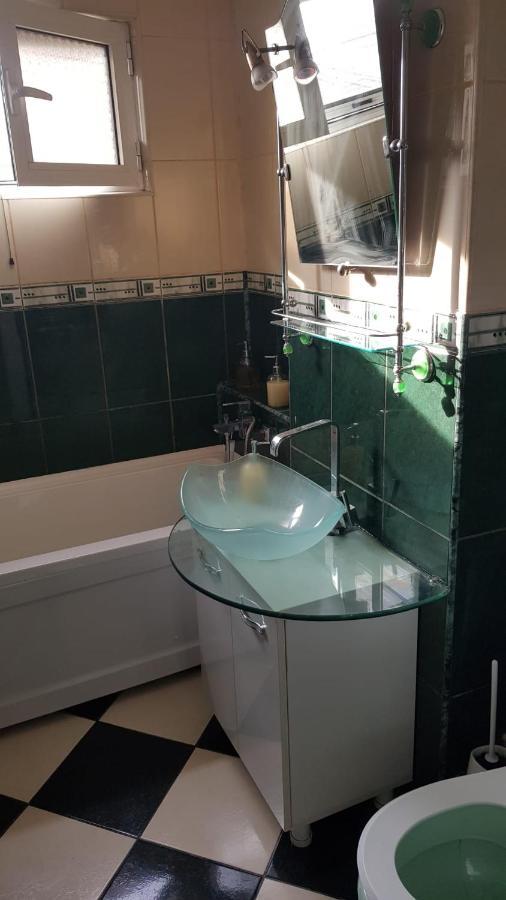 Apartament B Orizont Бакэу Экстерьер фото