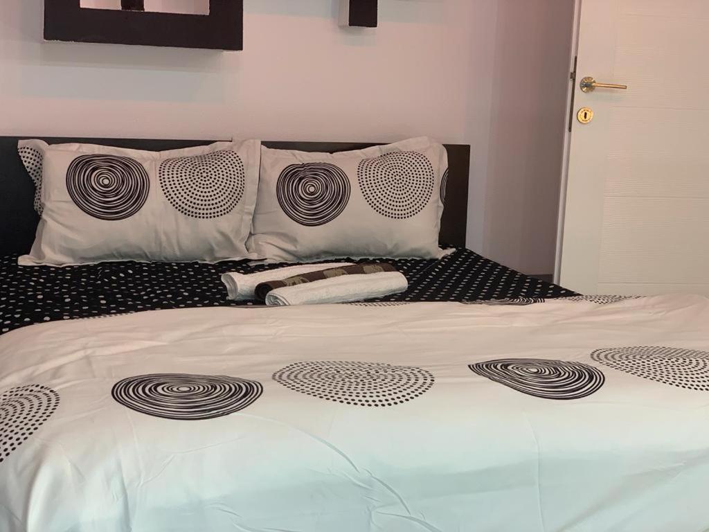 Apartament B Orizont Бакэу Экстерьер фото