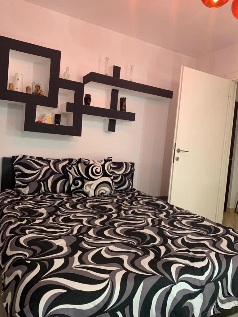 Apartament B Orizont Бакэу Экстерьер фото